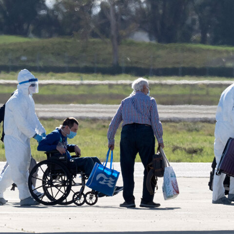 Τέσσερις νεκροί από κορωνοϊό στην Καλιφόρνια - Τέλος στις συγκεντρώσεις 250 ατόμων και άνω με απόφαση του κυβερνήτη