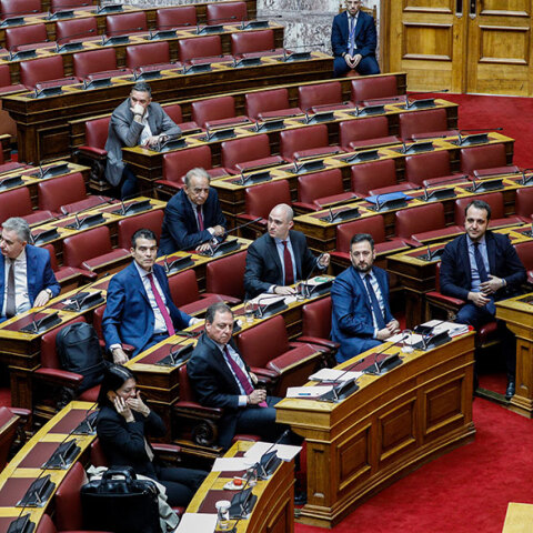 Μέτρα στη Βουλή για την προστασία από τον κορωνοϊό