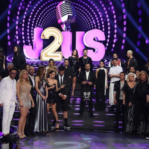 Πρεμιέρα από την εκπομπή Just the 2 of Us