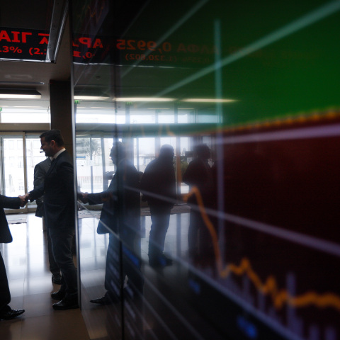 Μεγάλη πτώση στο Χρηματιστήριο Αθηνών λόγω κορωνοϊού