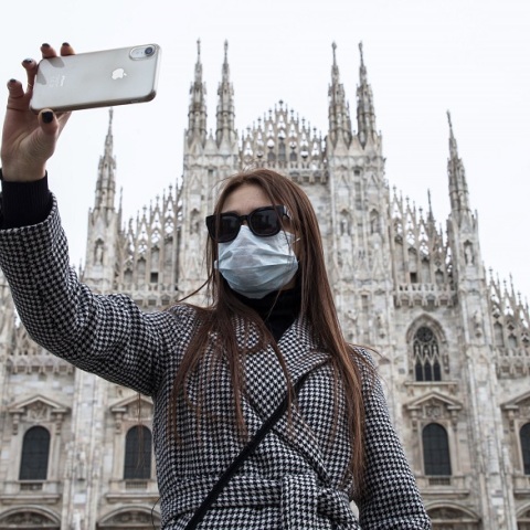 Κορωνοϊός: Ενδείξεις μείωσης της τάσης των κρουσμάτων στην Λομβαρδία