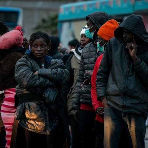 Μετανάστες πρόσφυγες