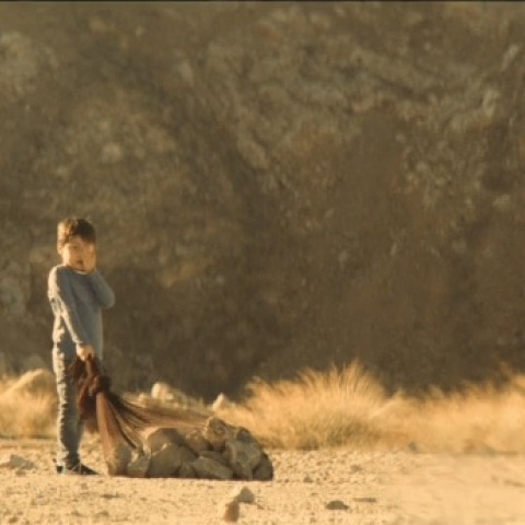 Απόσπασμα από την καμπάνια στήριξης του Φιλανθρωπικού Σωατείου «Φίλοι του παιδιού»