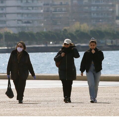 Ένας ρευματολόγος απαντά σε ερωτήσεις ασθενούς 