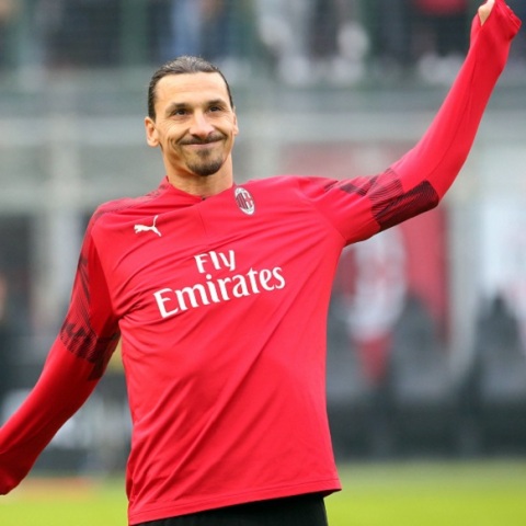 Πρωτοβουλία στήριξης των νοσοκομείων της Ιταλίας από τον Ζλάταν Ιμπραΐμοβιτς 