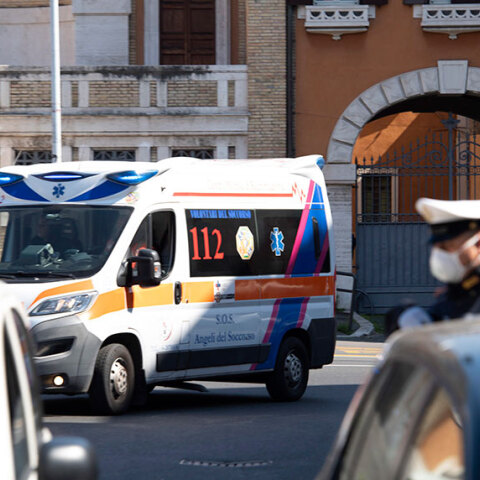 Αυξάνονται οι νεκροί από κορωνοϊό στην Ιταλία