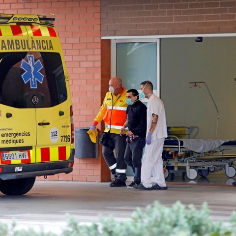 Κορωνοϊός: 209 νέοι θάνατοι και 3.431 νέα κρούσματα στην Ισπανία