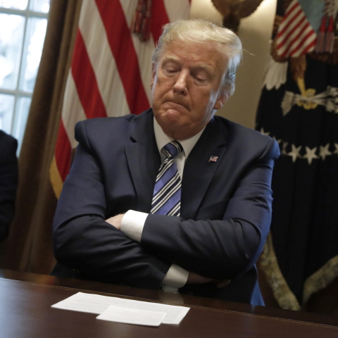 Τραμπ εναντίον Κίνας για τον κορωνοϊό 