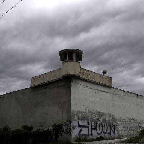 Μαχαίρια, κατσαβίδια και φιάλες ποτού στο Ψυχιατρείο Κορυδαλλού 