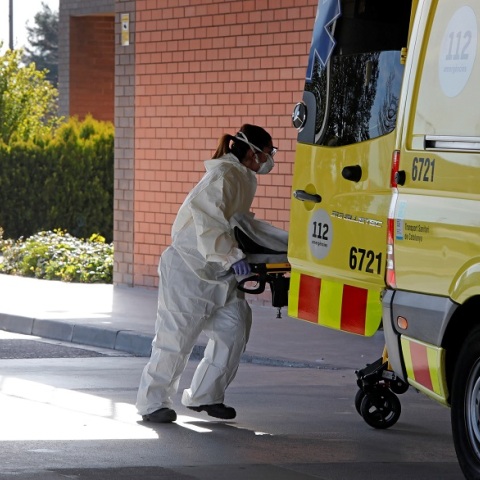 Ξεπέρασαν τους 1.000 οι νεκροί στην Ισπανία λόγω κορωνοϊού