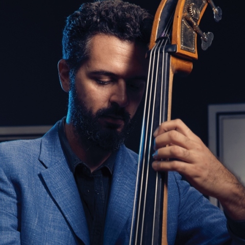 Jazz στο Μουσείο: Το Ίδρυμα Β&Ε Γουλανδρή παρουσιάζει μέσω live-streaming από τη σελίδα του στο Facebook τη συναυλία του Πέτρου Κλαμπάνη