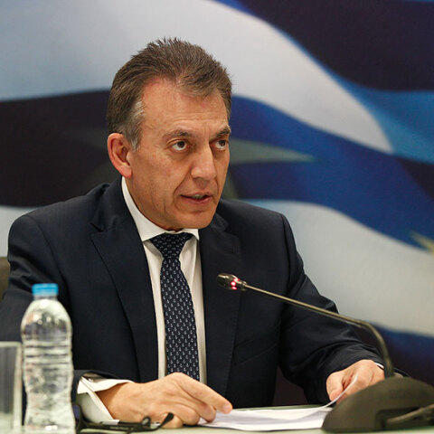 Γιάννης Βρούτσης