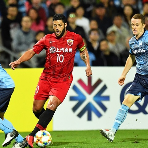 Χουλκ: Παντρεύτηκε την ανιψιά της γυναίκας του