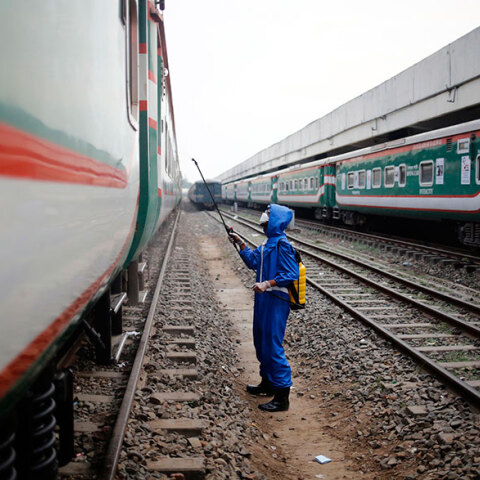 Η πανδημία κορωνοϊού έχει οδηγήσει πολλά κράτη να επιβάλουν υποχρεωτική καραντίνα στους πολίτες