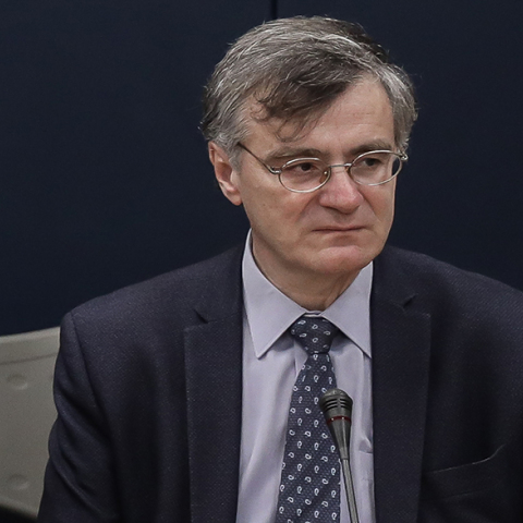 «Έως 10.000 άνθρωποι έχουν προσβληθεί» ανέφερε ο κ. Τσιόδρας