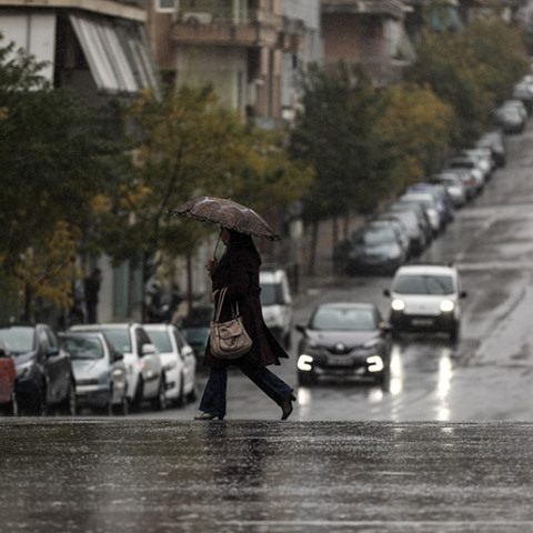 ΑΘΗΝΑ - ΒΡΟΧΗ