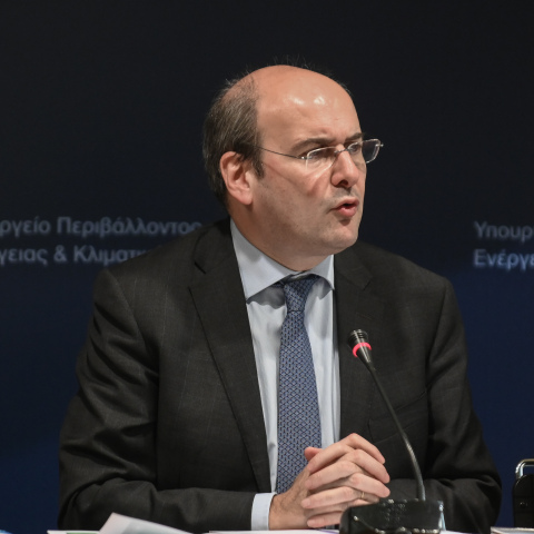 Δεν μπορεί να γίνει αναστολή πληρωμών στη ΔΕΗ, λέει ο Κ. Χατζηδάκης 