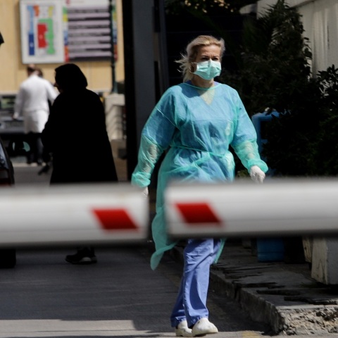 Εστίες υπερμετάδοσης του κορωνοϊού και οι οδηγίες προφύλαξης του ΕΟΔΥ