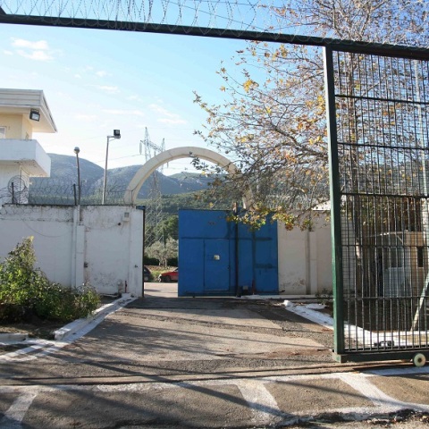 ΕΕΠ και μητέρες ανηλίκων φυλακισμένων ζητούν υπό όρους απολύσεις και αποφυλακίσεις λόγω κορωνοϊού