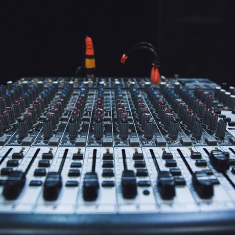 Κλείνει ο ραδιοφωνικός σταθμός Sport24