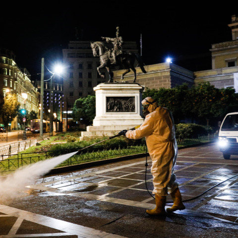 Κορωνοϊός: Πώς λειτουργούν οι υπηρεσίες του Δήμου Αθηναίων 