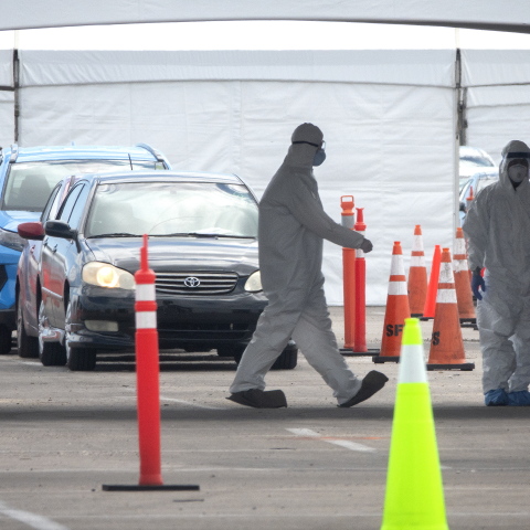 Μπροστά σε ξέφωτο η Δανία, εξετάζει την άρση των περιορισμών 
