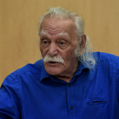 Μανώλης Γλέζος 