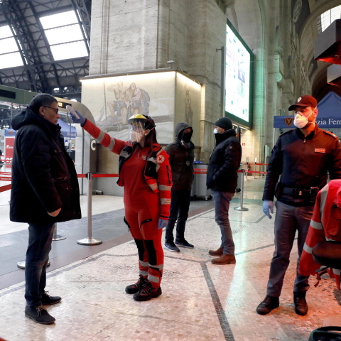 Άλλοι 812 άνθρωποι έχασαν τη ζωή τους σε μία ημέρα στην Ιταλία 