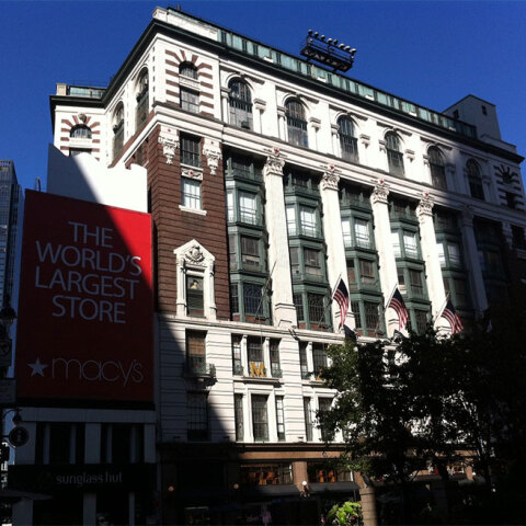 ΗΠΑ: Σε τεχνική ανεργία βγαίνουν οι εργαζόμενοι των καταστημάτων στον όμιλο Macy's λόγω κορωνοϊού
