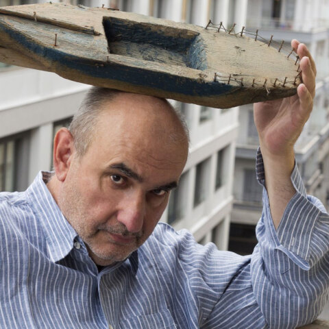 Ο Δημήτρης Ξανθούλης μένει σπίτι και μαγειρεύει