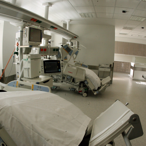 Δωρεά νοσοκομειακού και φαρμακευτικού υλικού από τη Novartis 