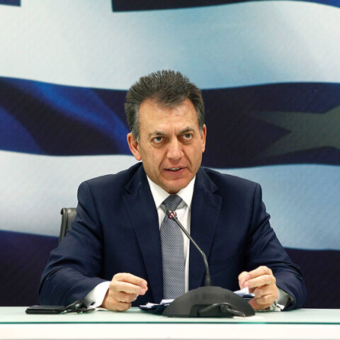 Γιάννης Βρούτσης