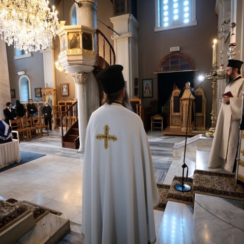 Ο λόγος του Αρχιεπισκόπου στην εξόδιο ακολουθία του Μανώλη Γλέζου