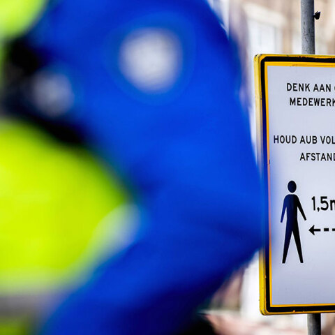 Κορωνοϊός, Άμστερνταμ 