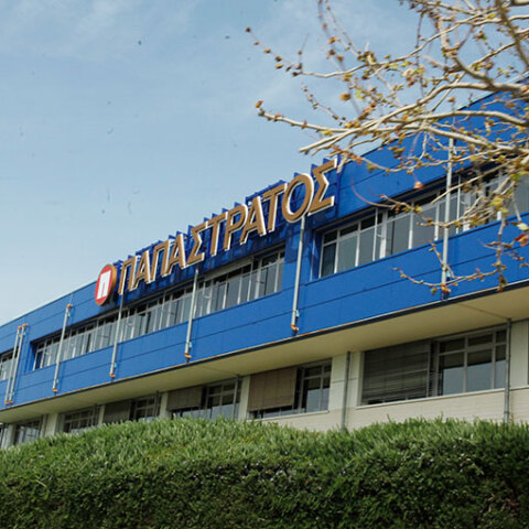 Η Παπαστράτος στηρίζει το πρόγραμμα «Βοήθεια στο Σπίτι»