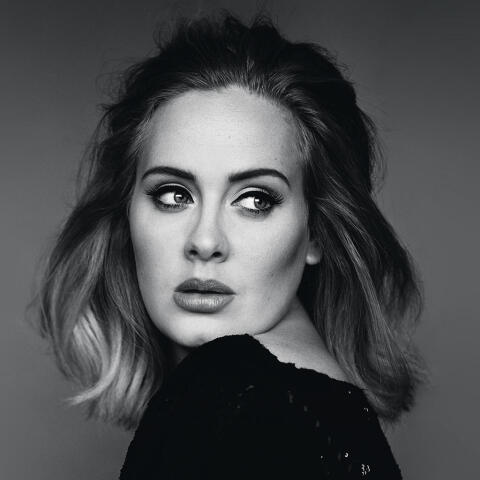 Η τραγουδίστρια Adele 