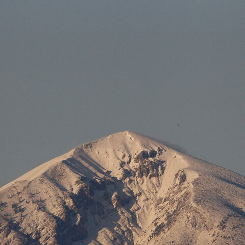Χιονισμένες κορυφές του Ολύμπου και του Κισσάβου 
