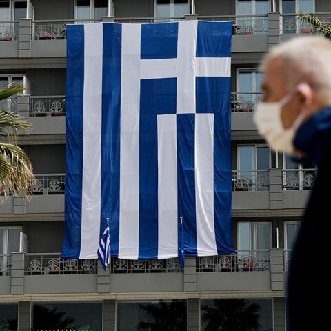 Κορωνοϊός, Παραλία Φλοίσβου 