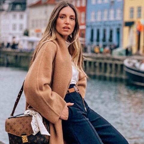 Αθηνά Οικονομάκου