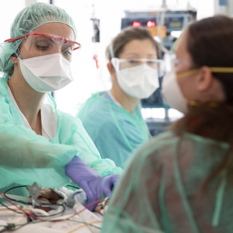 Στην Αυστρία όλο και περισσότεροι θεραπεύονται από τον κορωνοϊό