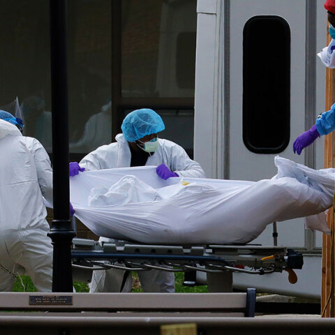 Στη Νέα Υόρκη πέθαναν 779 ασθενείς με κορωνοϊό σε μια ημέρα