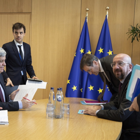 Πιέσεις στην Ολλανδία ενόψει του κρίσιμου Eurogroup το απόγευμα 