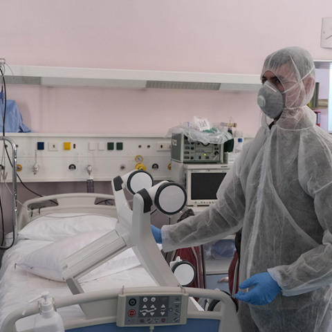 Κορωνοϊός - ΜΕΘ