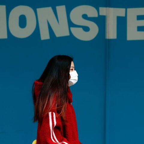 Η Κίνα απαντά στις κατηγορίες Πομπέο για τον κορωνοϊό