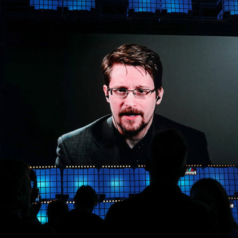  Έντουαρντ Σνόουντεν