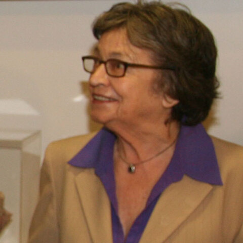 Ελένη Κιούμπιτ 