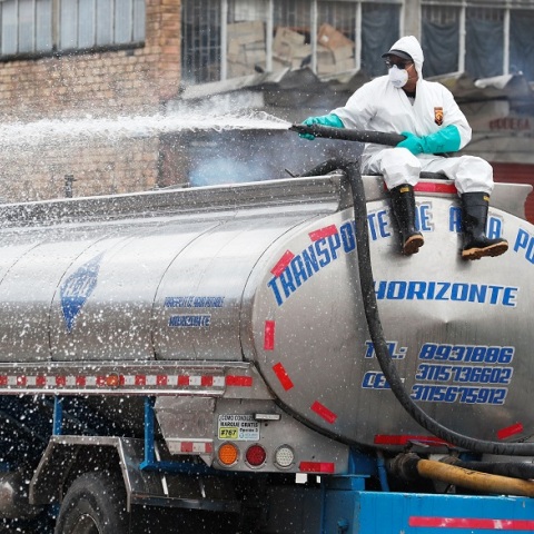 Ο ΠΟΥ δεν συνιστά την κατάργηση των μέτρων