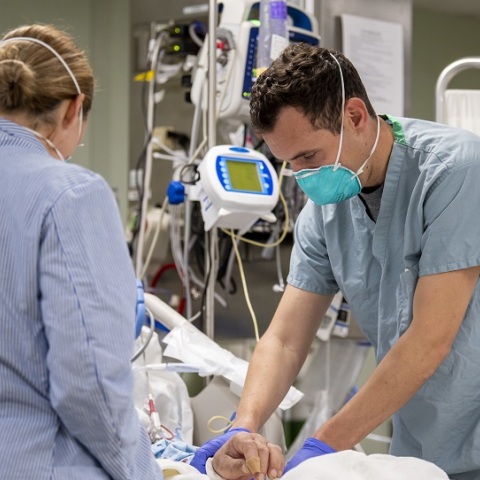 17.000 νεκροί στις ΗΠΑ λόγω κορωνοϊού