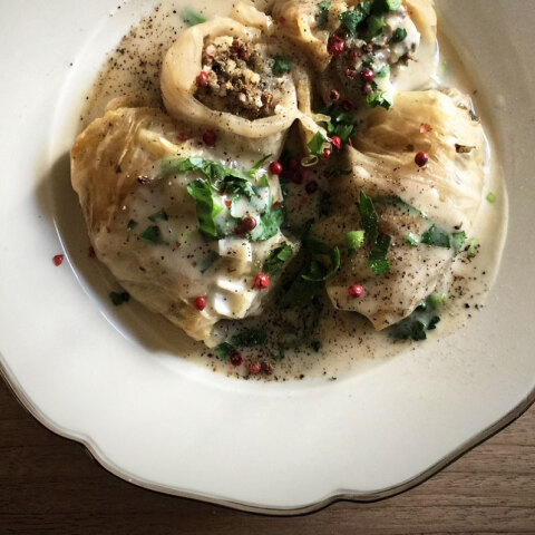 Λαχανοντολμάδες με λάχανο τουρσί