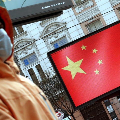 Γενική απαγόρευση κυκλοφορίας στη Σερβία το Σαββατοκύριακο 